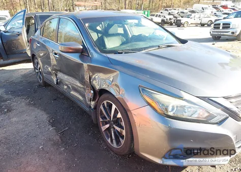 2018 Nissan Altima 2.5 Sr z USA, uszkodzony, nr VIN 1N4AL3AP7JC134101